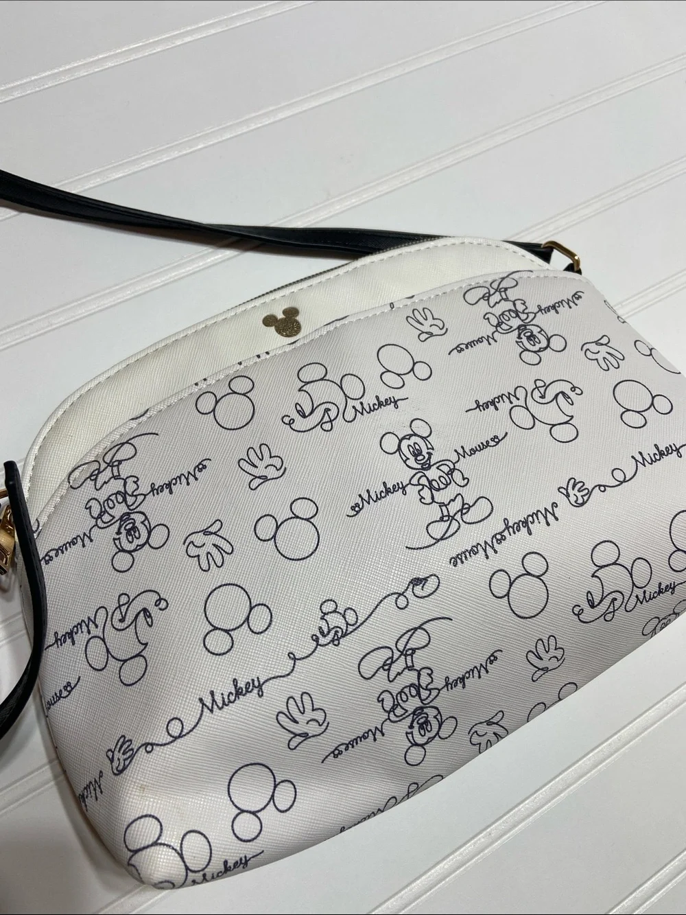 Official Disney Bioworld Mickey Mouse Graffiti Crossbody‎ Bag White/Black